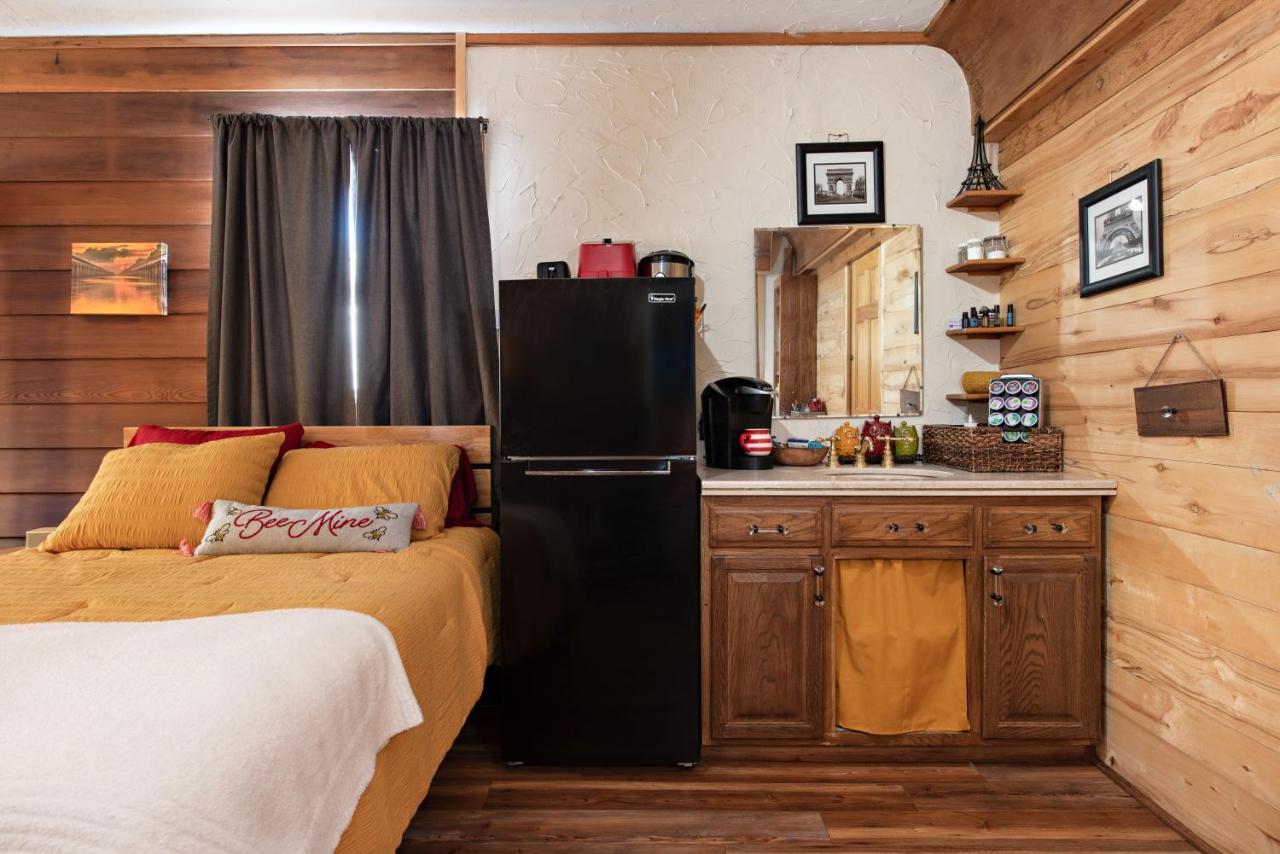 Hotel Wanderer Studio, An Off Grid Mountain Guest Studio With Fantastic Views Glenwood Springs Exterior foto